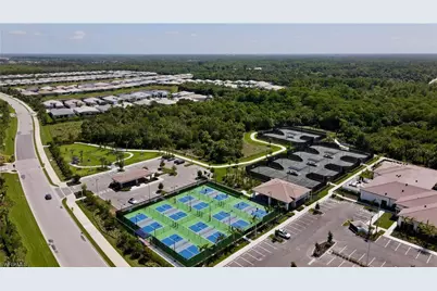 11528 Jacaranda Dr, Naples, FL 34120 - Photo 36