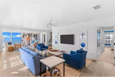 2701 Gulf Shore Blvd N #4, Naples, FL 34103 - Photo 2