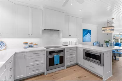 2701 Gulf Shore Blvd N #4, Naples, FL 34103 - Photo 10