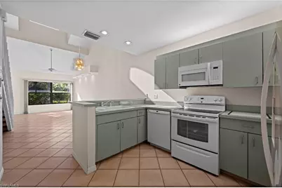 71 Emerald Woods Dr #F2, Naples, FL 34108 - Photo 10