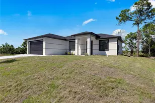 1119 Earhart St E, Lehigh Acres, FL 33974 - Photo 4