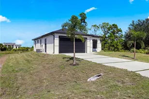 1119 Earhart St E, Lehigh Acres, FL 33974 - Photo 2