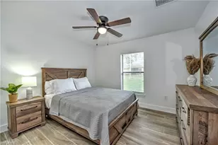 1137 SW 2nd St, Cape Coral, FL 33991 - Photo 16