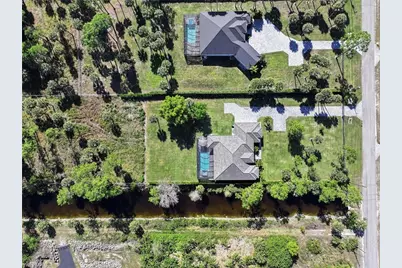 1720 21st St SW, Naples, FL 34117 - Photo 40