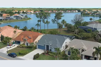 700 Lambton Ln, Naples, FL 34104 - Photo 24
