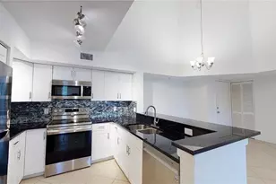 1210 Wildwood Lakes Blvd, Naples, FL 34104 - Photo 2