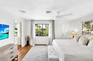 1285 Grand Canal Dr, Naples, FL 34110 - Photo 18