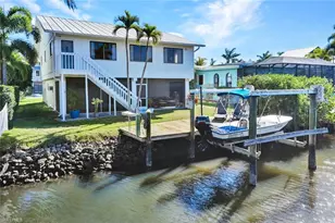 1285 Grand Canal Dr, Naples, FL 34110 - Photo 2