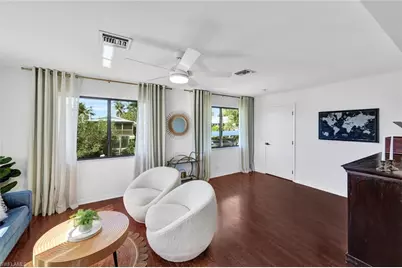 1285 Grand Canal Dr, Naples, FL 34110 - Photo 16