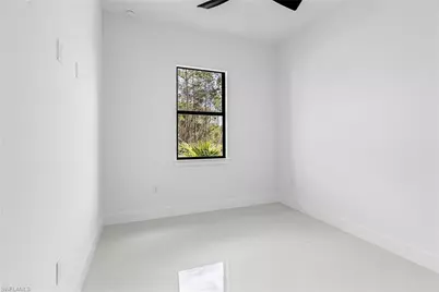 920 Anaconda Ave S, Lehigh Acres, FL 33974 - Photo 8