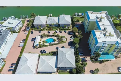 1910 Gulf Shore Blvd N #312, Naples, FL 34102 - Photo 28