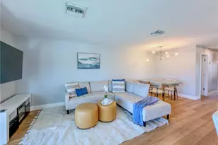 1910 Gulf Shore Blvd N, Naples, FL 34102 - Photo 12