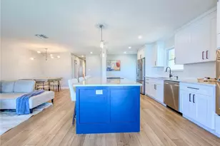 1910 Gulf Shore Blvd N, Naples, FL 34102 - Photo 10