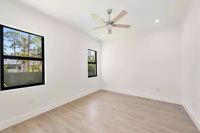 5080 Hickory Wood Dr, Naples, FL 34119 - Photo 24