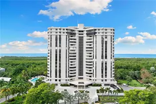 6001 Pelican Bay Blvd, Naples, FL 34108 - Photo 46