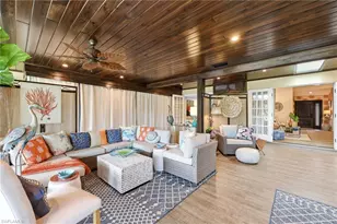 2274 Queens Way, Naples, FL 34112 - Photo 6