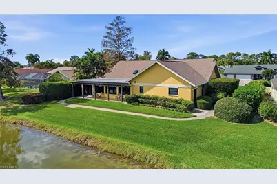 2274 Queens Way, Naples, FL 34112 - Photo 2