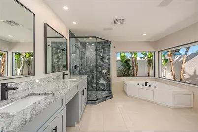 2330 Queens Way, Naples, FL 34112 - Photo 12