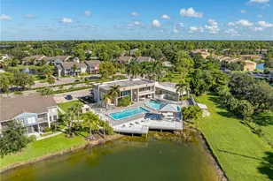 153 Santa Clara Dr, Naples, FL 34104 - Photo 14