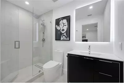 10002 Vanderbilt Dr, Naples, FL 34108 - Photo 18