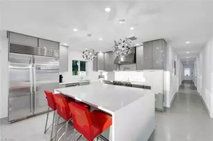 10002 Vanderbilt Dr, Naples, FL 34108 - Photo 14