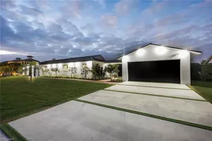 10002 Vanderbilt Dr, Naples, FL 34108 - Photo 28