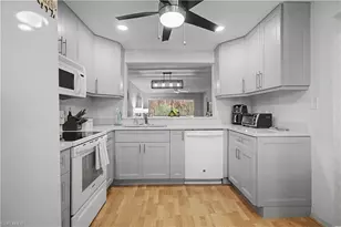 741 Landover Cir, Naples, FL 34104 - Photo 10