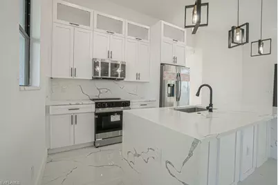 401 Kismet Pkwy E, Cape Coral, FL 33909 - Photo 18