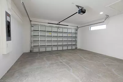 401 Kismet Pkwy E, Cape Coral, FL 33909 - Photo 2