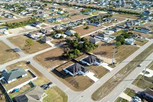 401 Kismet Pkwy E, Cape Coral, FL 33909 - Photo 20