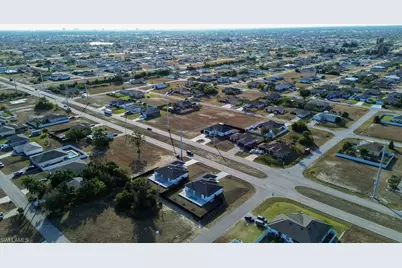 401 Kismet Pkwy E, Cape Coral, FL 33909 - Photo 6