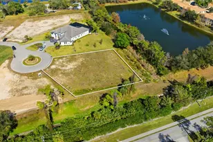 15871 Hampton Vw Ct, Fort Myers, FL 33908 - Photo 2