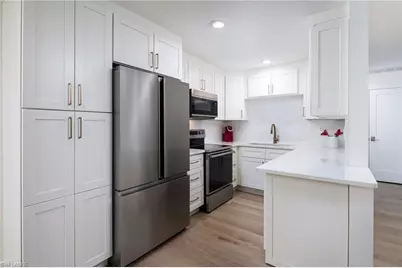 1595 Curlew Ave #4, Naples, FL 34102 - Photo 6