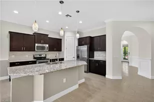 1412 Lucena Ln S, Naples, FL 34113 - Photo 8