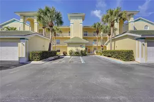 15505 Cedarwood Ln, Naples, FL 34110 - Photo 2