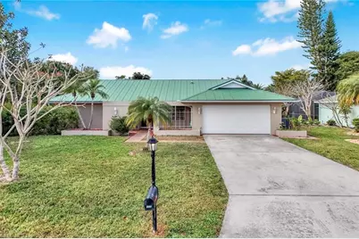 196 Baltusrol Dr, Naples, FL 34113 - Photo 2