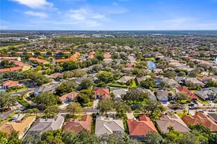 8524 Laurel Lakes Blvd, Naples, FL 34119 - Photo 36