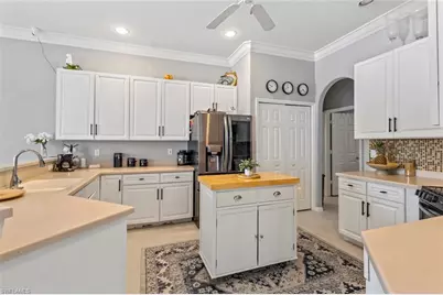 8524 Laurel Lakes Blvd, Naples, FL 34119 - Photo 8