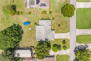 910 Liberty Ln, Auburndale, FL 33823 - Photo 48