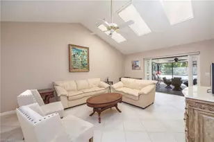 105 Cypress View Dr, Naples, FL 34113 - Photo 4