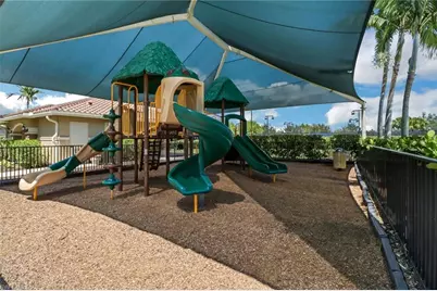 3322 Baltic Dr, Naples, FL 34119 - Photo 32