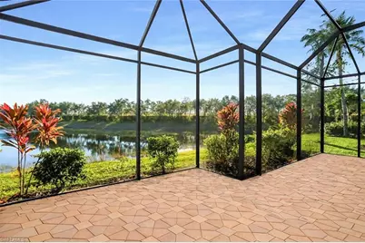 3322 Baltic Dr, Naples, FL 34119 - Photo 4