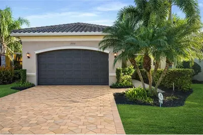 3322 Baltic Dr, Naples, FL 34119 - Photo 1