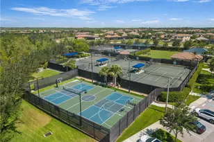 3322 Baltic Dr, Naples, FL 34119 - Photo 34