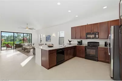 3322 Baltic Dr, Naples, FL 34119 - Photo 8
