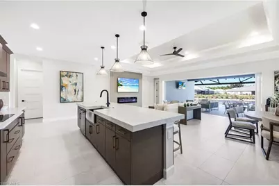 8943 Gustavia Ct, Naples, FL 34112 - Photo 14