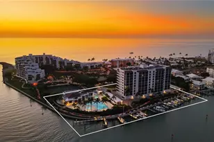 2400 Gulf Shore Blvd N, Naples, FL 34103 - Photo 2