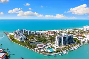 2400 Gulf Shore Blvd N, Naples, FL 34103 - Photo 8