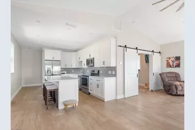 232 Harbor Pl N, Goodland, FL 34140 - Photo 8