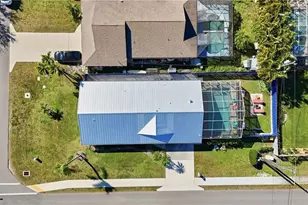 595 109th Ave N, Naples, FL 34108 - Photo 4